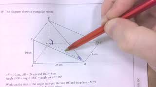 UF/GE Finding Angles within 3D Shapes (IGCSE Maths) - May 2020