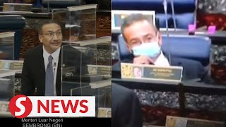 Hishammuddin: I've paid the fine for vaping in Parliament