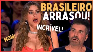 BRASILEIRO dá SHOW no America Got Talent e impressiona jurados. Canta e encanta!