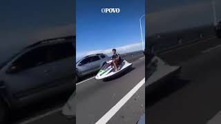 Homem é flagrado andando de #jetski na ponte Rio-Niterói