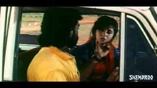 Anaganaga Oka Roju Movie Scenes - Urmila Matondkar & J D Chakravarthy stopping by a roadside dhaba