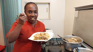 the  best African tender food , cooking  yams and  bananas  +  beef stew 🍲🤤  plz enjoy the video.