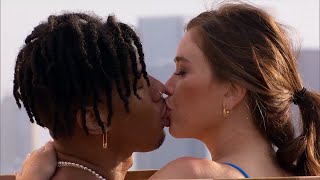 Gabby & Nate Hot Tub Kiss on The Bachelorette 19x02 (July 18, 2022)