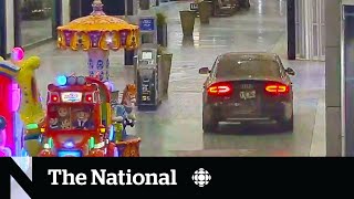 Car smashes into Toronto-area mall as part of retail robbery
