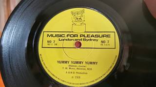 Yummy Yummy Yummy - Music For Pleasure 45rpm - 1968 played on a 1950's HMV 2001 Record Player