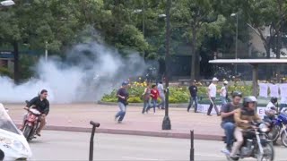 Violence erupts in Venezuela vote