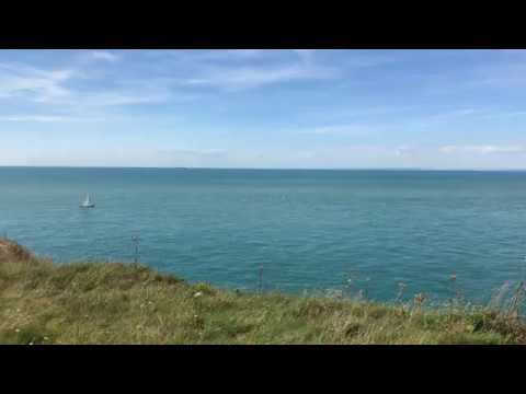 How far are the white cliffs of Dover from France?