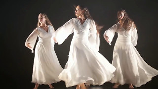 Areti Ketime - Υψώνω τείχη ~ Dance: the Nava Dance Collective