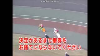 ガールズ競輪　和歌山競輪場　ＦⅡ　決勝戦で大波乱！四人落車で史上3番目の高配当の83万車券！最終日　11R　Ａ級ガ決勝　2015年12月5日