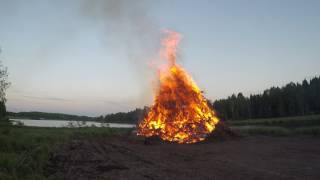 Juhannuskokko Savonvirralla