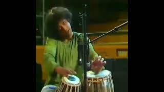 Young Age Ustad Zakir Hussain Tabla Solo |Performance| Amazing Speed 🙏🙏 | Old Video Part-3 #IcmTabla