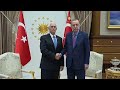 Pence anuncia un alto el fuego en la ofensiva turca en Siria