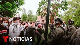 Desalojan el campus de la Universidad de Virginia y detienen a 25 personas | Noticias Telemundo