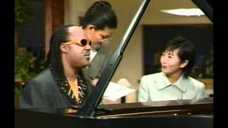 STEVIE WONDER　トークと歌