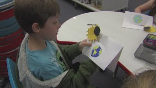 Lumberton elementary students learn about the Great American Solar Eclispe