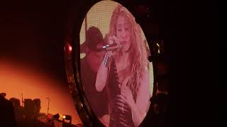 Shakira live