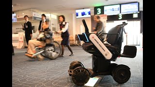 JALとWHILL、羽田空港で電動車いすの実証実験を実施