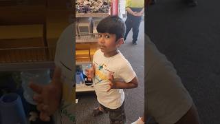 #మనం ఎలా ఉన్నామో వామ్మో వీళ్లు మాత్రం Super #kids#shopping#5minchallenge #shorts #usa #kidsshorts