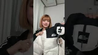 한달만에 뜯는 노스페이스 패딩 #shorts #fashion #unboxing #fyp #쇼츠 #언박싱