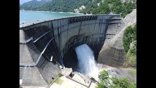 立山黒部アルペンルート全線走破の旅(扇沢-黒部ダム-室堂-立山)