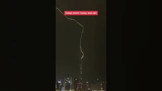 UAE #Dubai is sinking. #storm #rain #burjkhalifa #shortvideo
