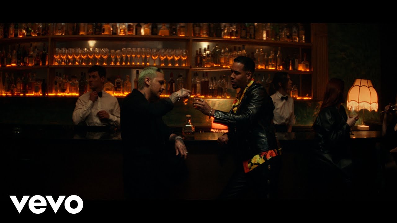 Romeo Santos, Christian Nodal - Me Extraño (Official Video)’ Romeo Santos, Christian Nodal - Me Extraño (Official Video)