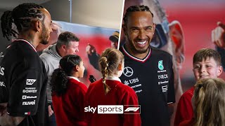 Lewis Hamilton SURPRISES young fans trying commentary with Crofty 🥹🎙️