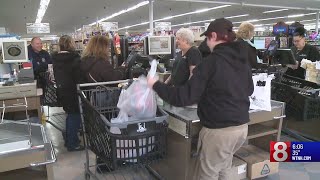 Connecticut residents ready for winter storm on Sunday night