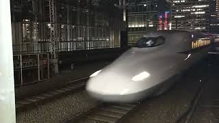 2022年5月5日東海道新幹線東京(駅)16番線到着 G10編成242Aのぞみ242号 17番線到着 X34編成740Aこだま740号 14番線停車中→発車 F21編成257Aのぞみ257号