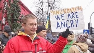 Olaj a tűzre Ukrajnában a demonstrációk szigorítása