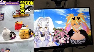 Henya Walks Around With Friends at Comic Con 2025