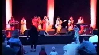 Nasida ria Live Concert in jerman (lari Pagi)