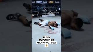 Floyd Mayweather Knocks Out Deji! 💰 #Shorts | Fight Night Champion Simulation
