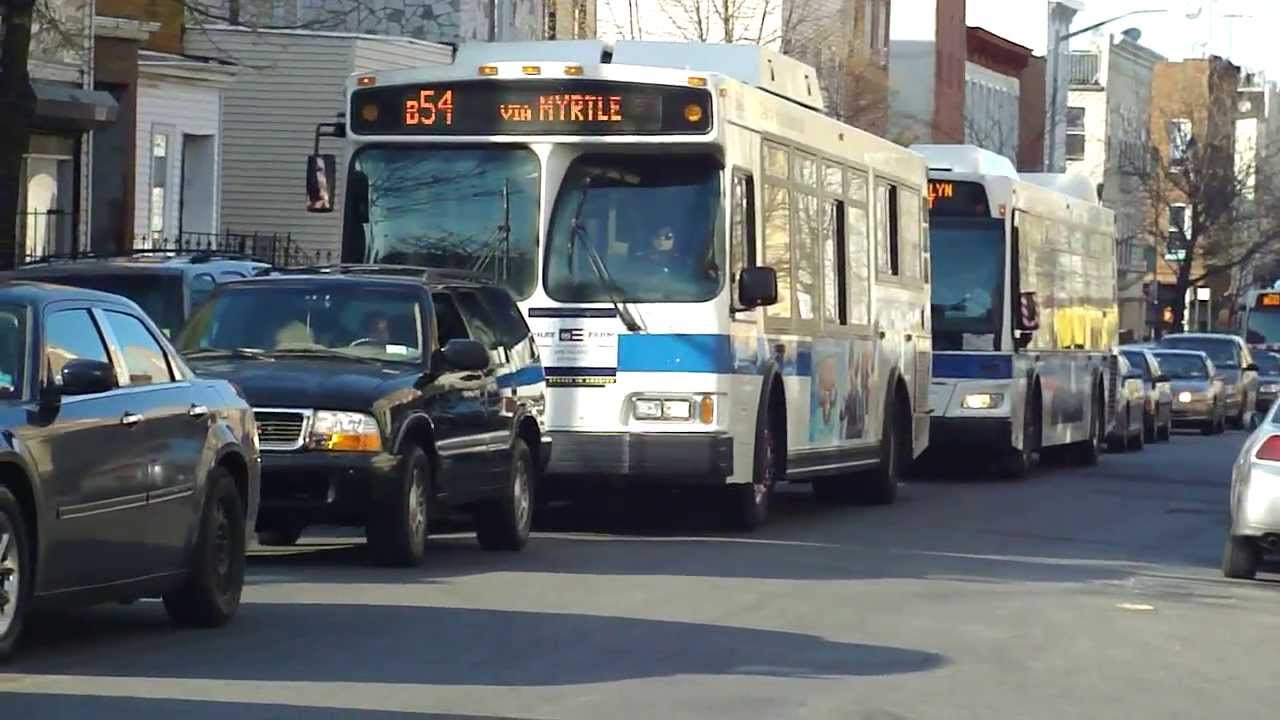 Mta Nyct Bus B54 B60 Buses On Detour Making Their Route On Dekalb