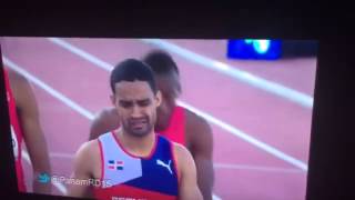 Luguelin Santos gana medalla de oro en 400 metros