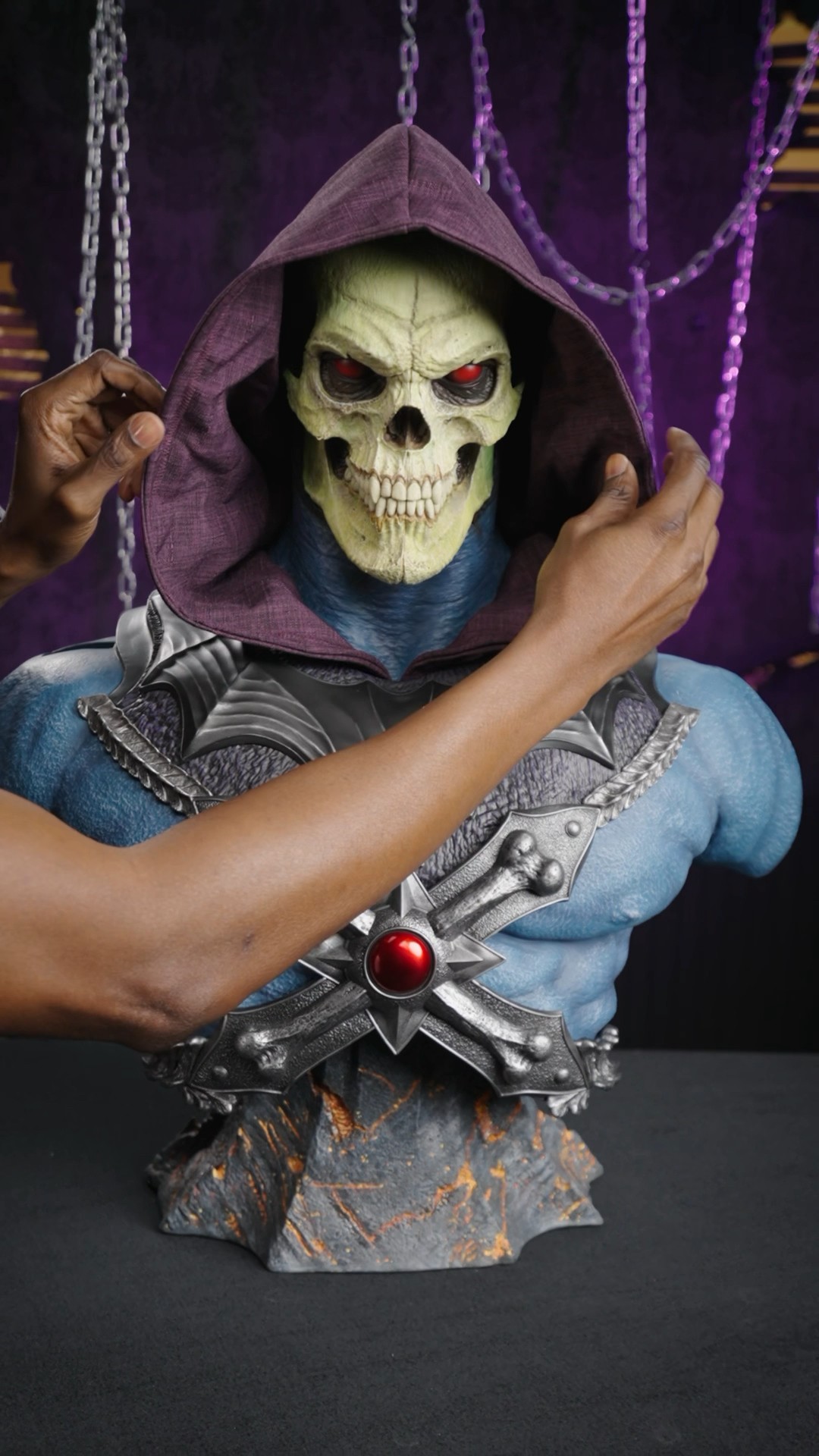 Skeletor Fans NEED to See This – Masters of the Universe Skeletor Life-Size Bust