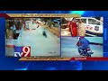 కూకట్ పల్లిలో చైన్ స్నాచ్ర్స్ ఘాతుకం chain snatchers target kphb women tv9