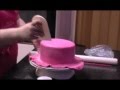 How to Cover a Cake with Fondant Icing