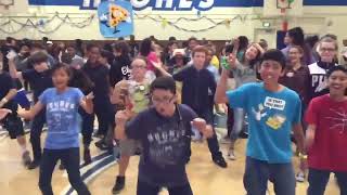 DJ Hustle Keeps School Events Fun He Keeps Them Dancing