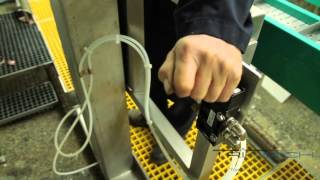 Ever Kleen® Pneumatic Lift Stand