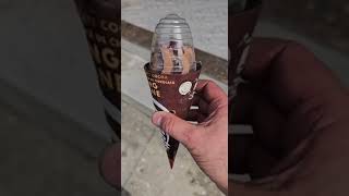 ASSAGGIO IL GELATO CORNETTO ALGIDA AL CIOCCOLATO VERSIONE GIGANTE ACQUISTATO IN ALBANIA TASTE TEST