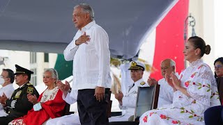 Desfile por los 200 años de la Armada de México, desde Veracruz
