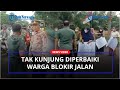 JALAN RUSAK tak Kunjung Diperbaiki, Warga Pekan Kuala Blokir Jalan