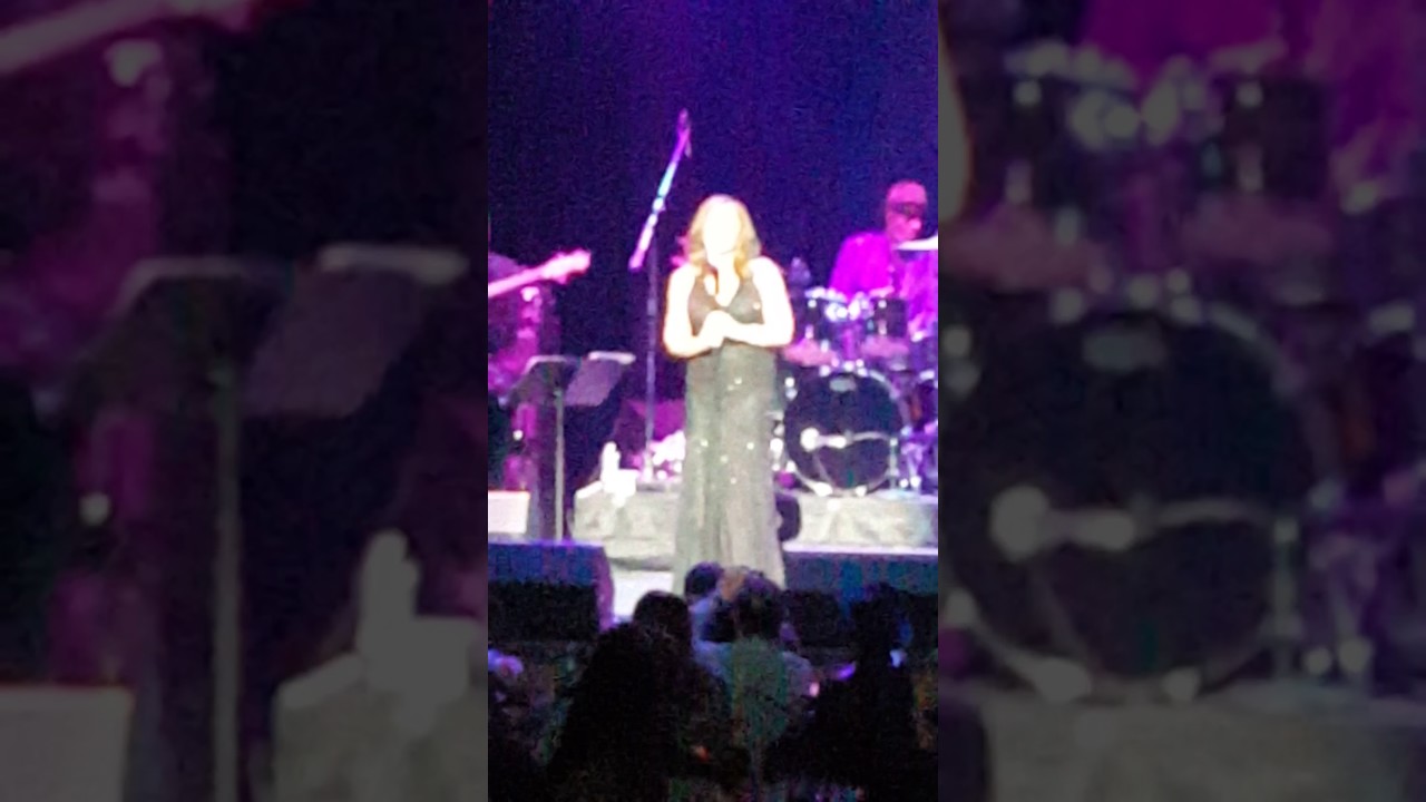 Vanessa Williams - Dreamin' (Live) - YouTube