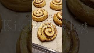 Short Ver. イケアのシナモンロール焼いてみた IKEA's cinnamon rolls @kitchenvlog_jp