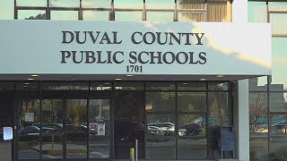 Parents, teachers respond to DCPS changing school calendar