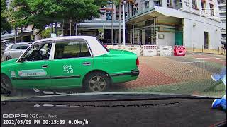 【車cam直擊】 的士佬掉包尿去人哋架車度￼搞到我要洗車￼，#VW9015司機你架車應該都有尿