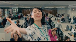 三吉彩花、踊りまくり！　矢口史靖監督が送るハッピーなミュージカル　映画『ダンスウィズミー』特報