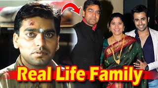 बॉलीवुड के मशहूर विलेन आशुतोष राणा की है रियल लाइफ फैमिली Ashutosh Rana family history