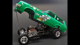 1976 Chevy Vega Wagon Funny Car 1/25 Scale Model Kit Build Review AMT1156